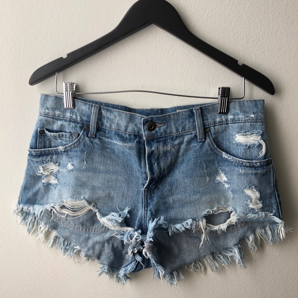 PISTOLA LIGHT DENIM DISTRESSED SHORTS